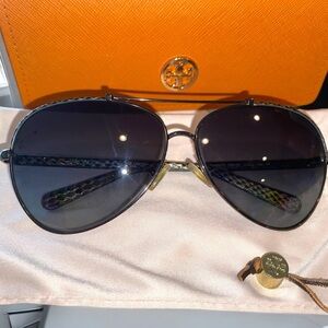 Tory Burch EUC Aviator Snake Black/Silver Sunglasses Frames